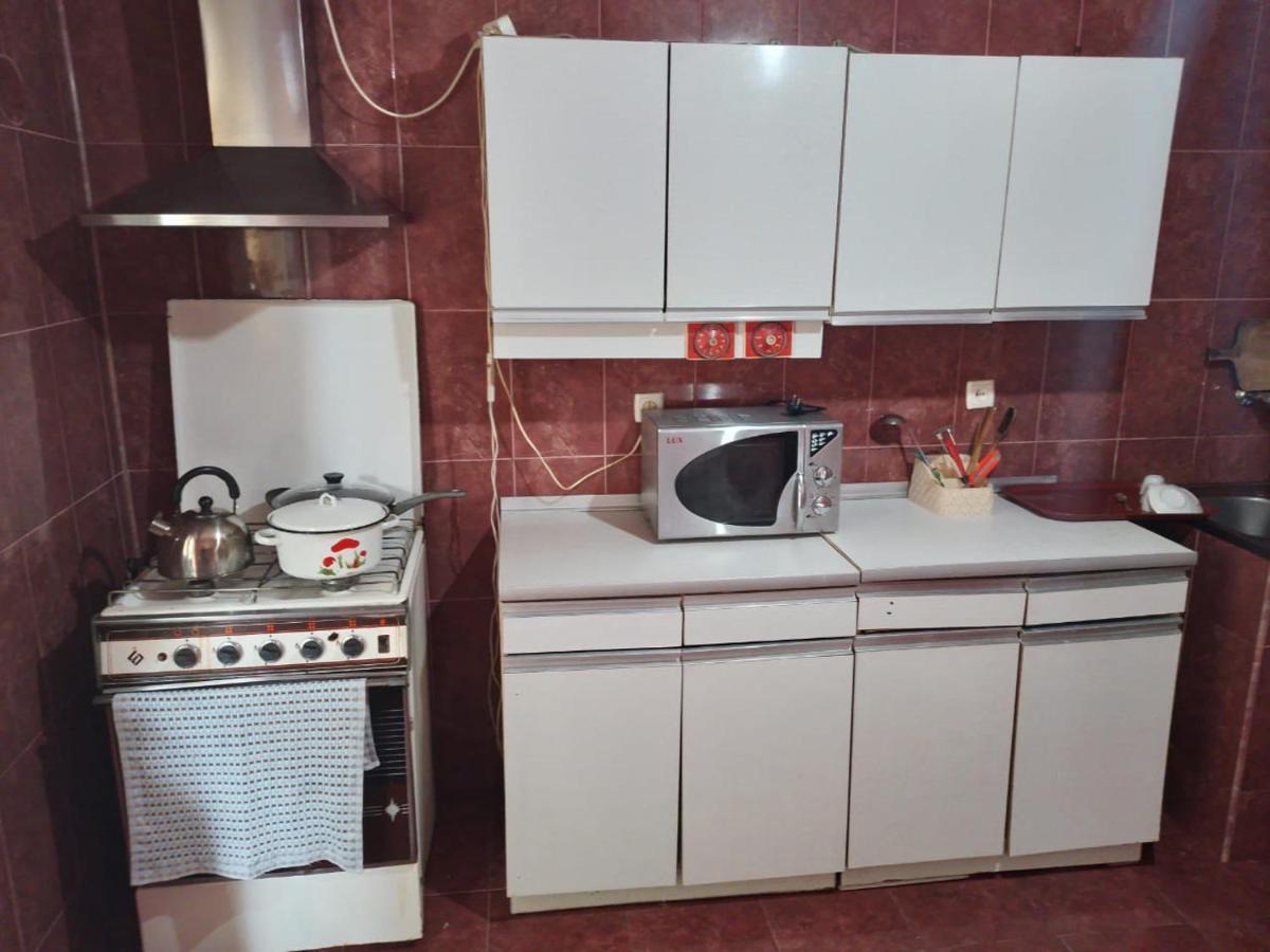 Merabi And Neli Guest House Makhinjauri Exterior photo